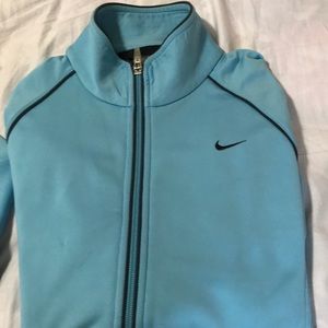 Nike jacket with long sleeve shirt
